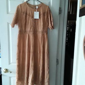 NWT Mimi + Daphne Juniper Lace Dress Size XL